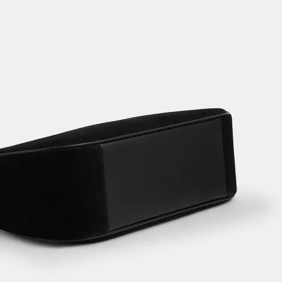 New! Coach Teri Hobo Bag with Cherry Charm - Picture 6 of 8